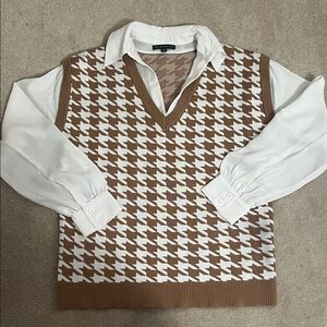 Adrianna Papell Brown and White V-Neck Sweater Vest